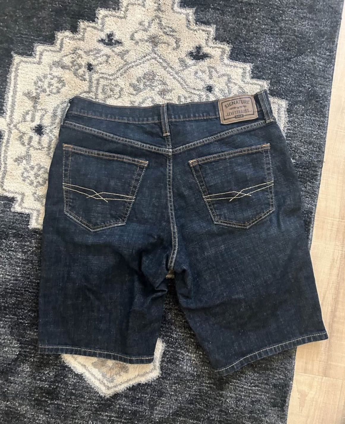 Levi Jorts Size Medium Brand New 