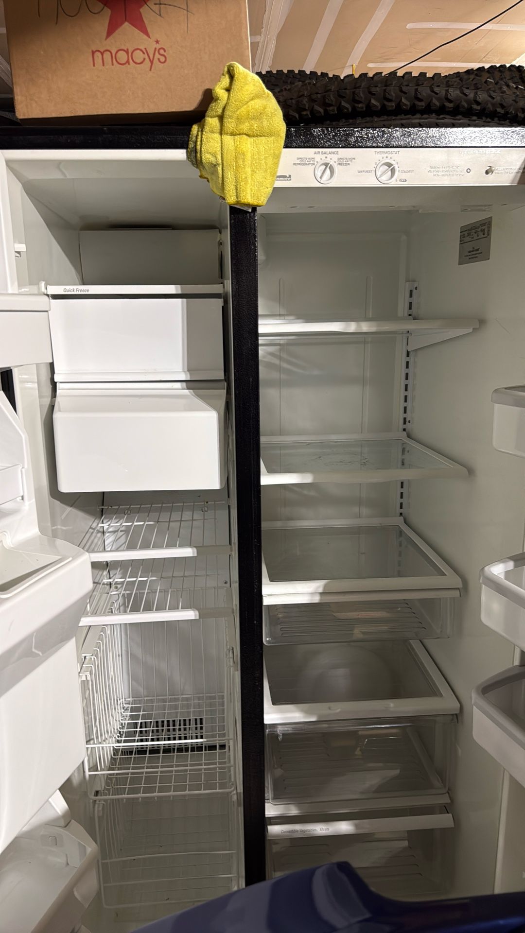 Refrigerator