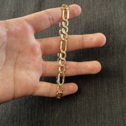 14k Gold Bracelet 