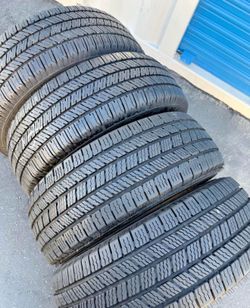 235/65/16 firestone vendo un set de llantas usadas excelente condiciones de vida las 4 ✅🤩I am selling a set of used tires, all 4 in excellent living 