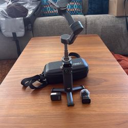DJI Osmo Mobile 7P Vlog Combo