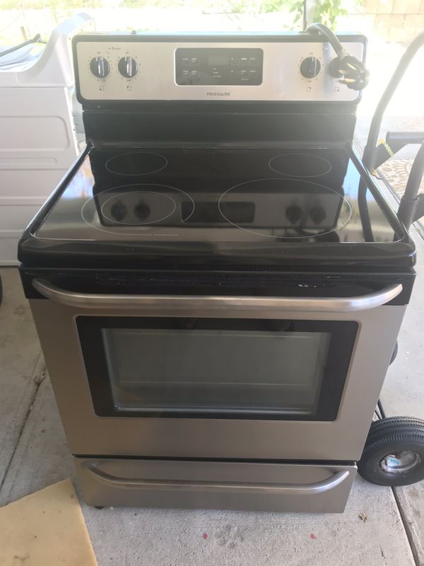 Frigidaire electric stove for Sale in Pomona, CA OfferUp
