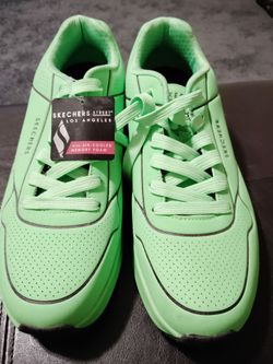 Skechers
