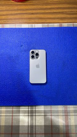 Iphone 15pro 1tb natural color unlocked