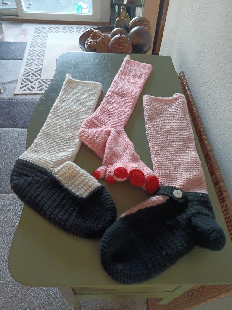 (3) Vintage Hand Crotchet Xmas Stockings