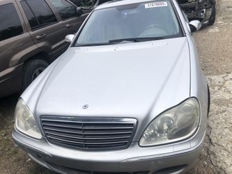 2005 Mercedes Benz S 500 for parts