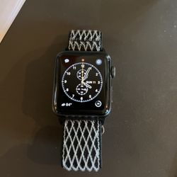Apple Watch Series 3 (Nike)