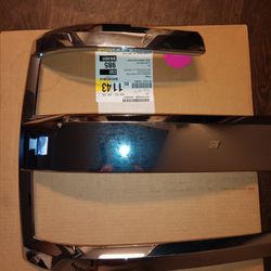 Chevy Light Bevel Cover 2017- 2019 Silverado 2500 Hd 