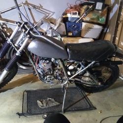 Yamaha Dirt Bike Enduro 