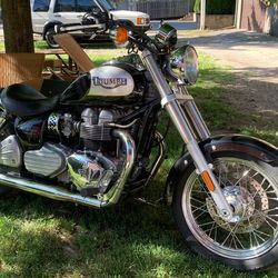 2002 Triumph Bonnaville America