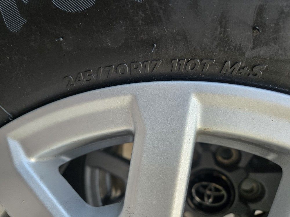Rims and Tires 2024 Toyota 4 Runner Stock