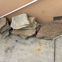 Decorative rocks for flooring