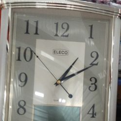 Elco Battery Operated clock
