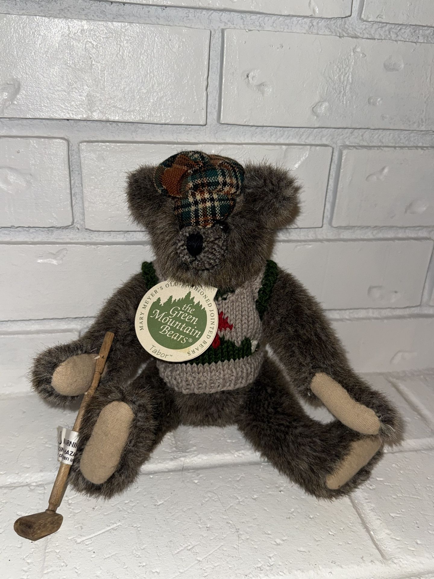 NWT 1994 Mary Meyer Green Mountain Bears Jointed Golfer Bear