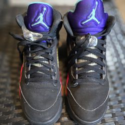 Nike Air Jordan 5. Size 8.5