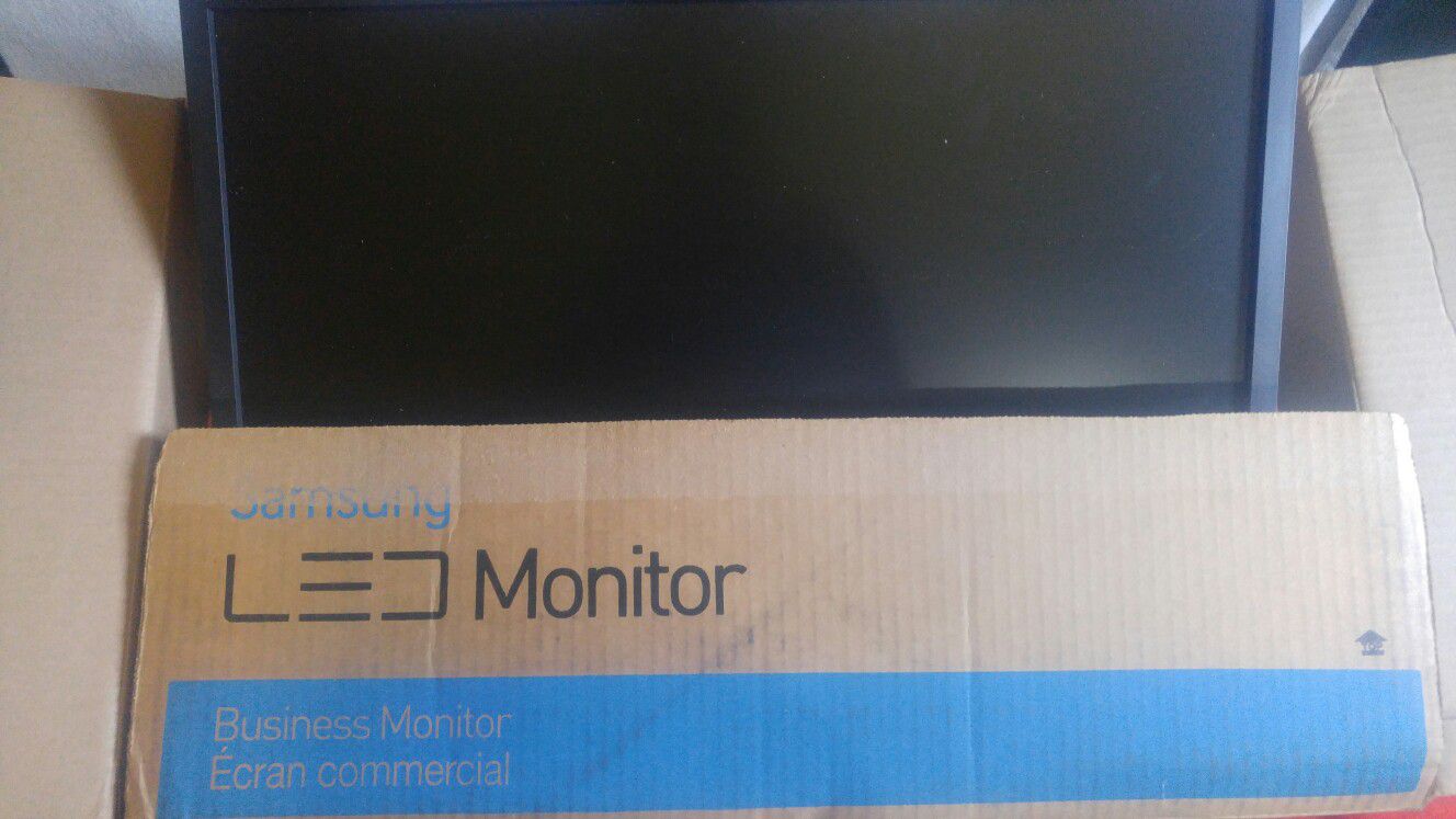 Samsung 24in LED monitor