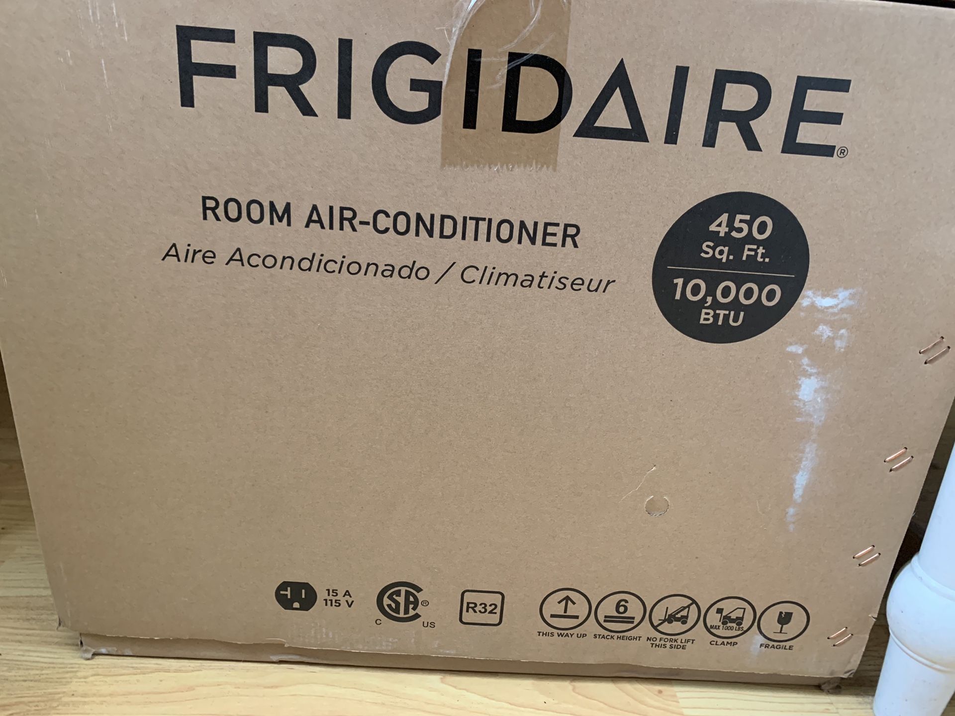 Brand NEW Frigidaire AC window unit 10,000 BTU