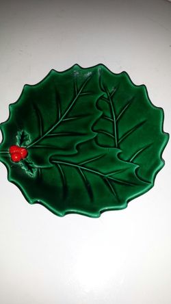 Lefton Holly Berry plate