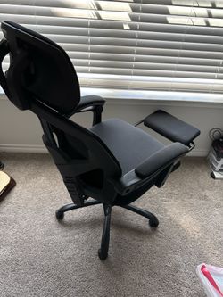 Office Chair w Leg Extension - Moving Sale!!!
