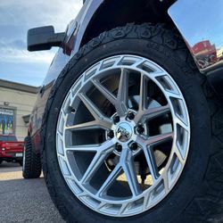 RINES 20" XM llantas 33/1250/20 Maxtrek MT