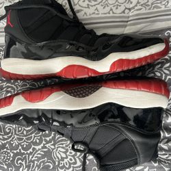 Men’s Jordan 11 - Size 13 - 2001 Release