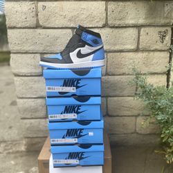 Jordan 1 Retro High OG UNC Toe