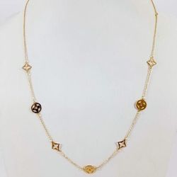 18k Gold  Van Cleef Louis Vuitton Necklace