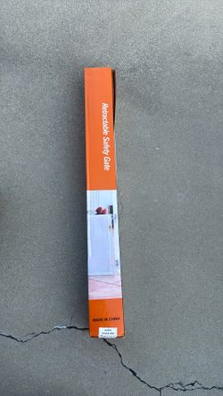 Retractable Safety Gate Brand New