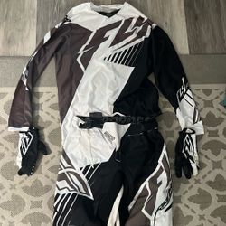 Fly Racing Kinetic  Gear 