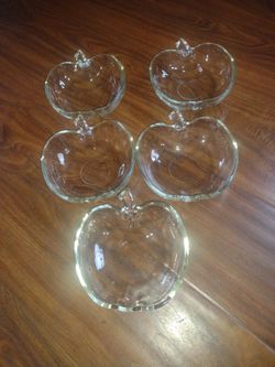 Free Apple Desert Plates