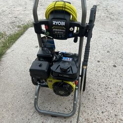 Ryobi 2900psi Gas Pressure Washer 