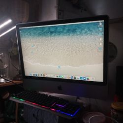 Apple iMac Computer All In One