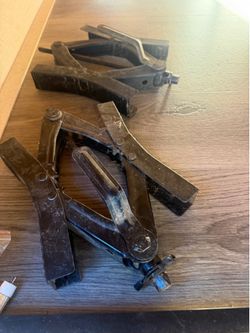 Metal chocks