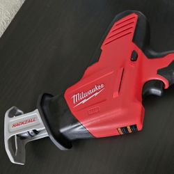 Milwaukee Hackzall