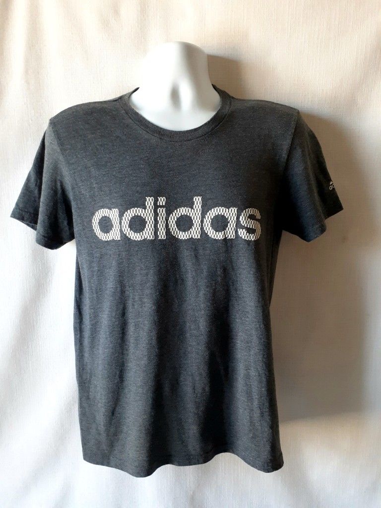 Adidas men's gray short sleeve t-shirt size SP
