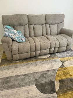 Recliner couch