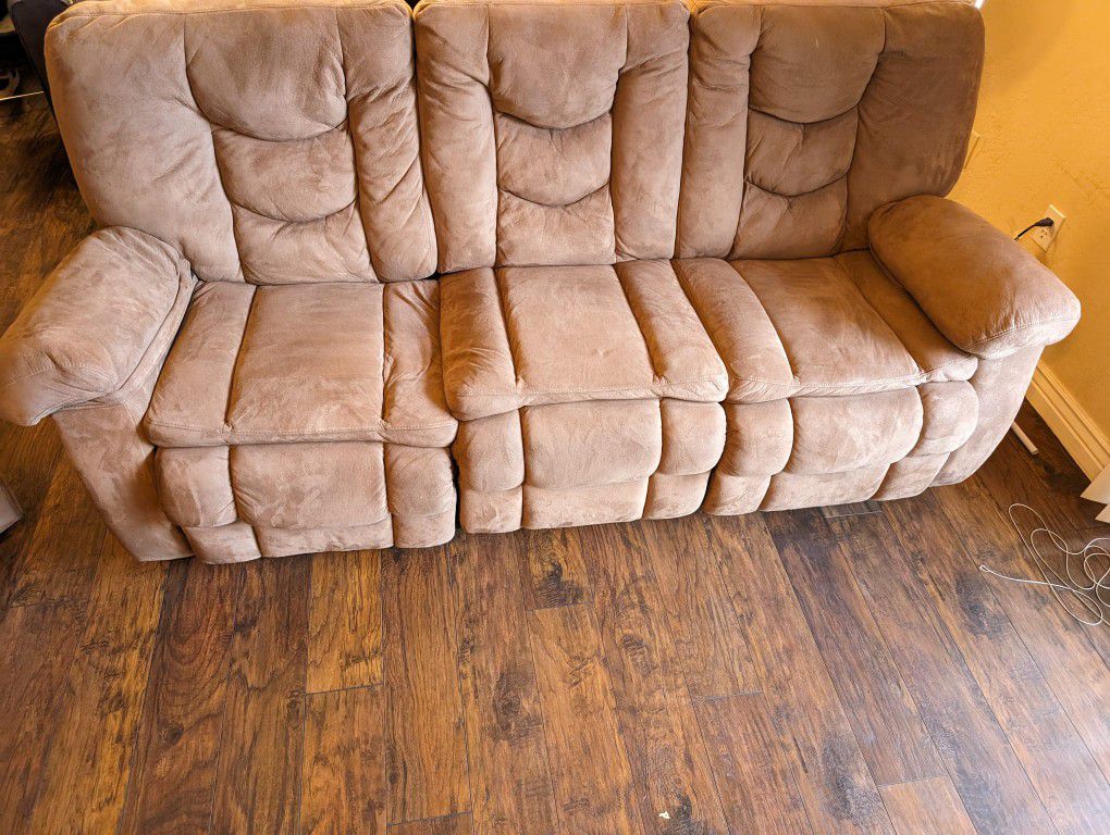 Sofa And Love Seat Reclines