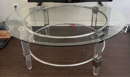 Living room table $20