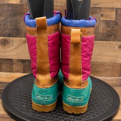 EDDIE BAUER VINTAGE WOMENS RAIN BOOTS MULTICOLOR 90s PULL ON LINED OUTDOOR  SZ 9 for Sale in Omaha, NE - OfferUp