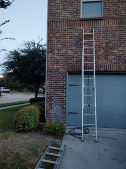20 ft Werner Extension Ladder - Lightweight!!