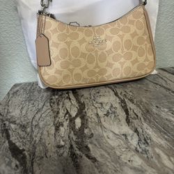 Coach Teri Shoulder Bag