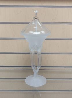Blown Glass _ Oil Lamp / Candle  ( NEW ) home decoration. 10 inches. White / clear