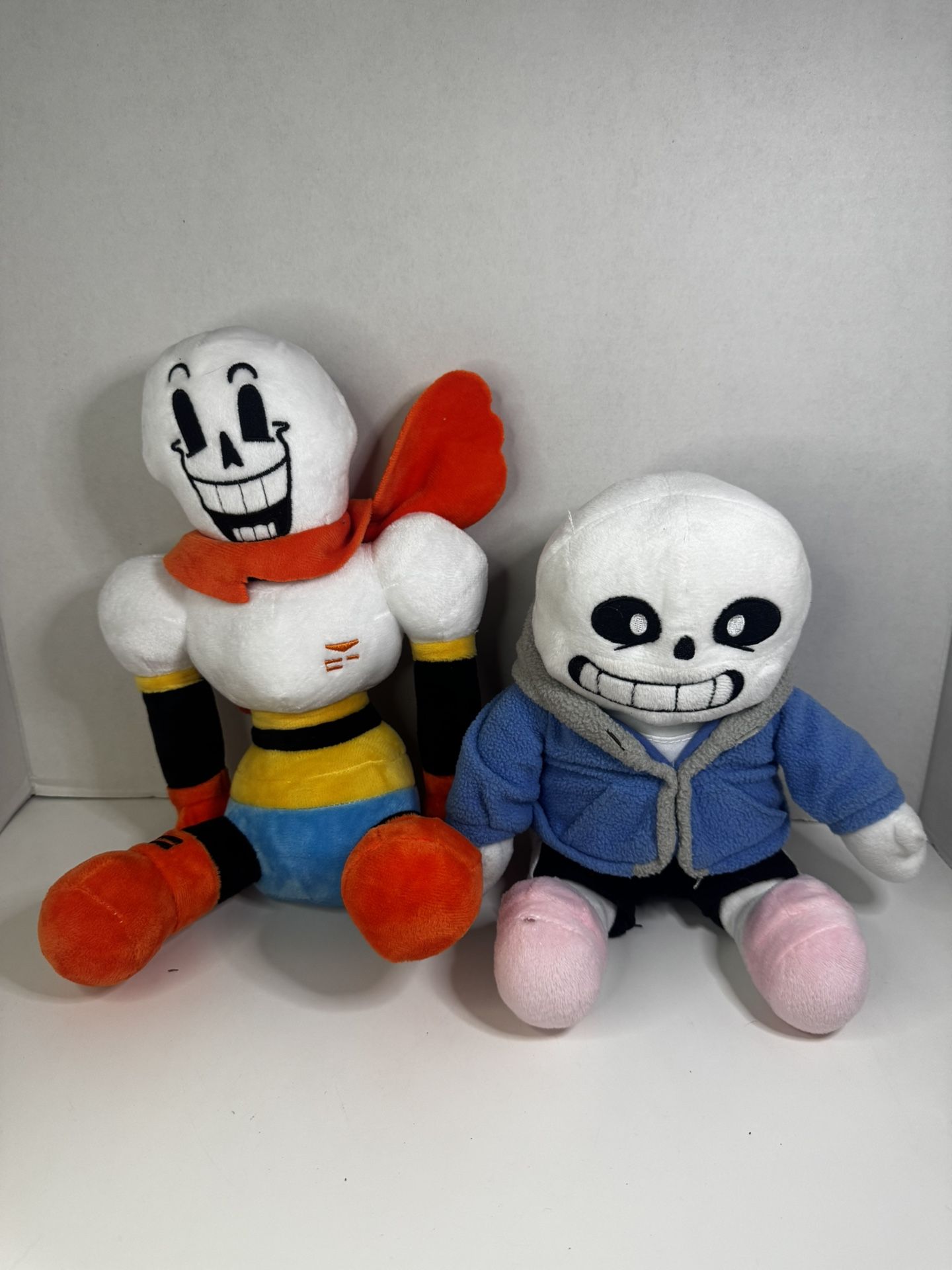 UNDERTALE Video Game - Sans &Papyrus Plush Stuffed Figures - Cut Tags SEE