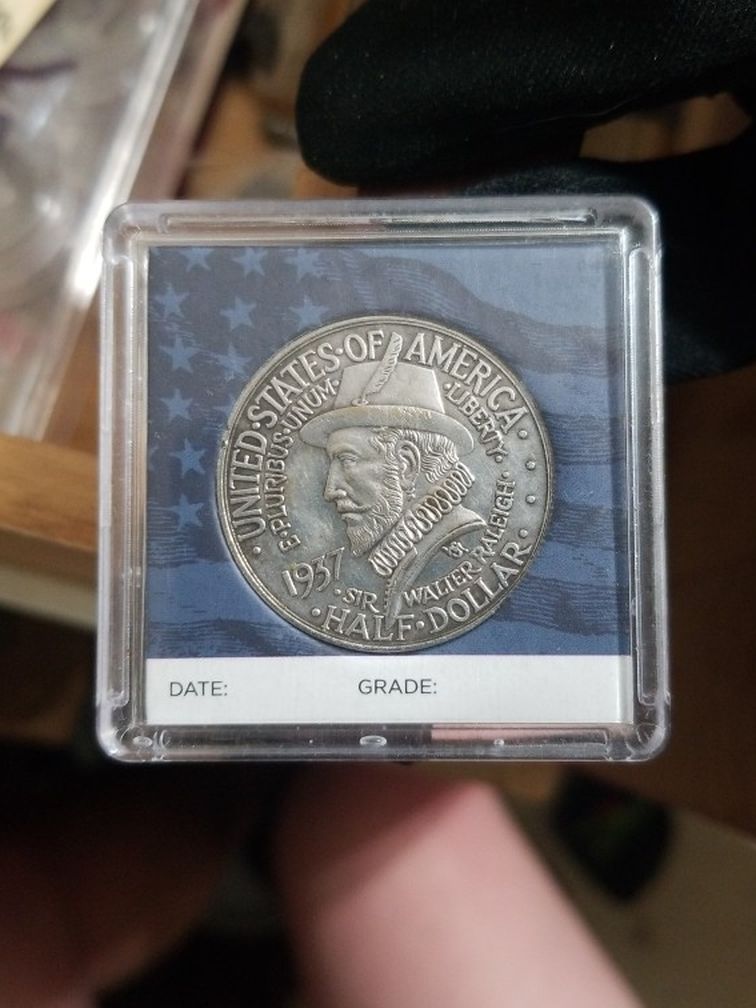 1937 50c Commemorative Half Dollar Sir Walter-Raleigh Of Roanoke