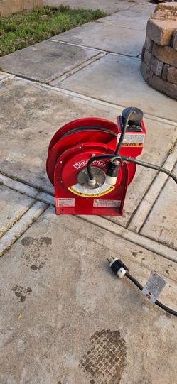 reelcraft 2xhz9    +6                  The Reelcraft 2XHZ9 (Manufacturer part #L 4545 123 3A) is a heavy-duty, spring-retractable indoor cord reel. It