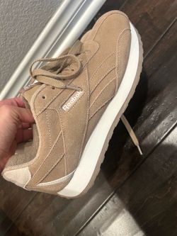 Women’s Reebok Shoes