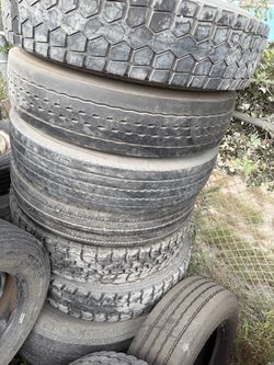 10R22.5 Tires