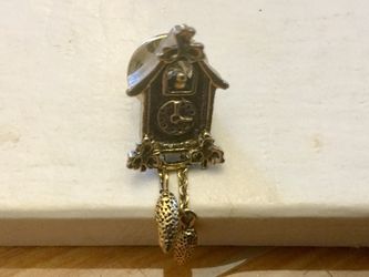 Coo-coo clock pin/ tie tack.