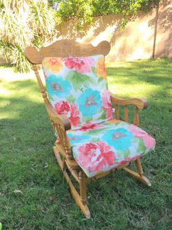 Cheap Rocking chair with cushion