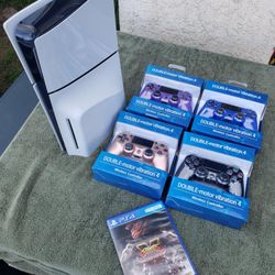 $530! 4 Controllers. 1 Game & 2024 PS5 slim oh You Broke AsF. I have 2020 PS4 Pro 1TB With 4 Controller & 1 Game. $330! Combo. All work 100%